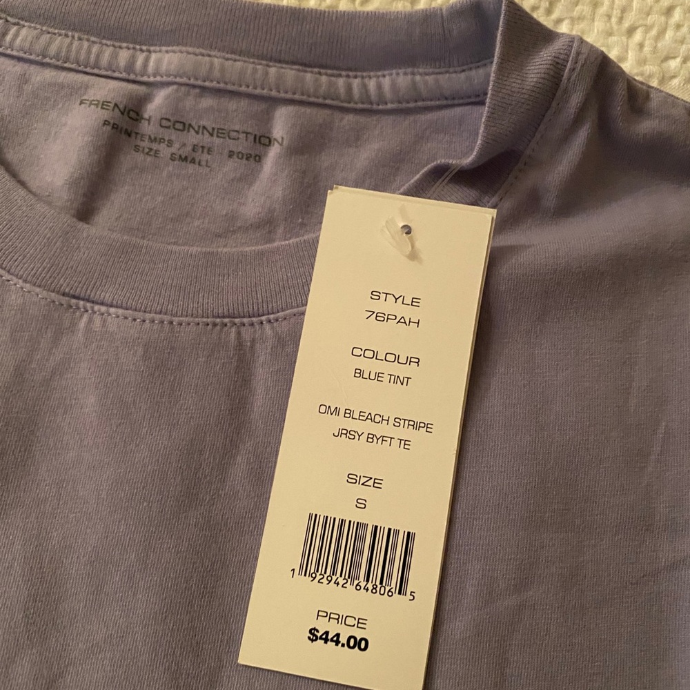 ❌SOLD❌French Connection bleach stripped T-shirt Size S - Picture 7 of 7